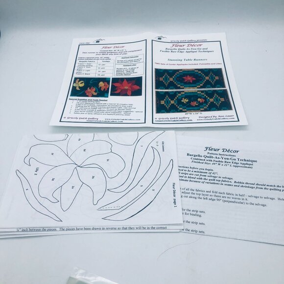 Grizzly Gulch Gallery FLEUR DECOR Table Runner Patterns Poinsettia Lilies Uncut - Picture 5 of 5